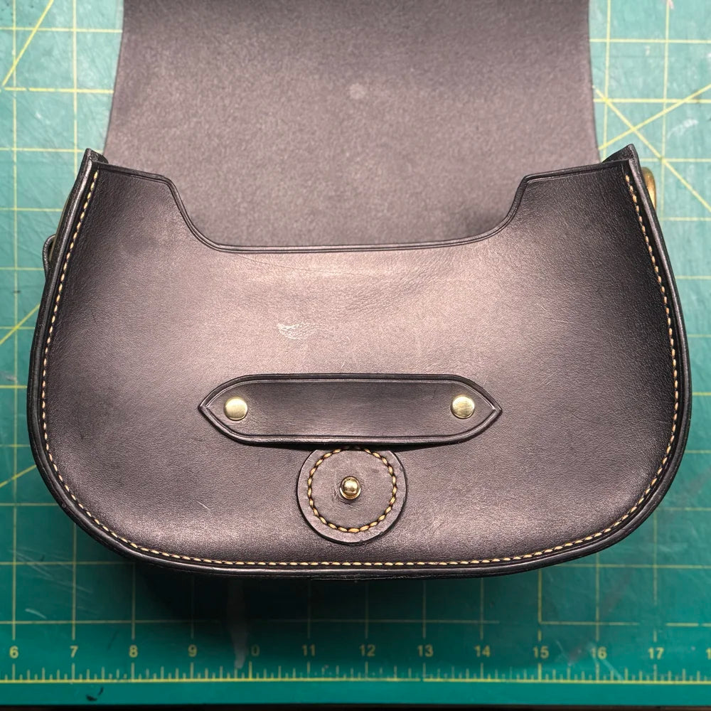 Aurantia Crossbody Bag - Colonial Black